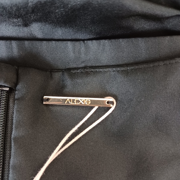 Alexis Women Corsini Ruffle Mini Dress SZ M Square Neck Plisse Cascading Tiered - Picture 8 of 12